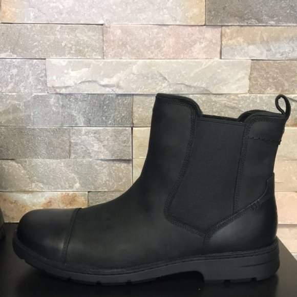 UGG Men's Runyon Lined Chelsea Boot - Picture 5 of 9